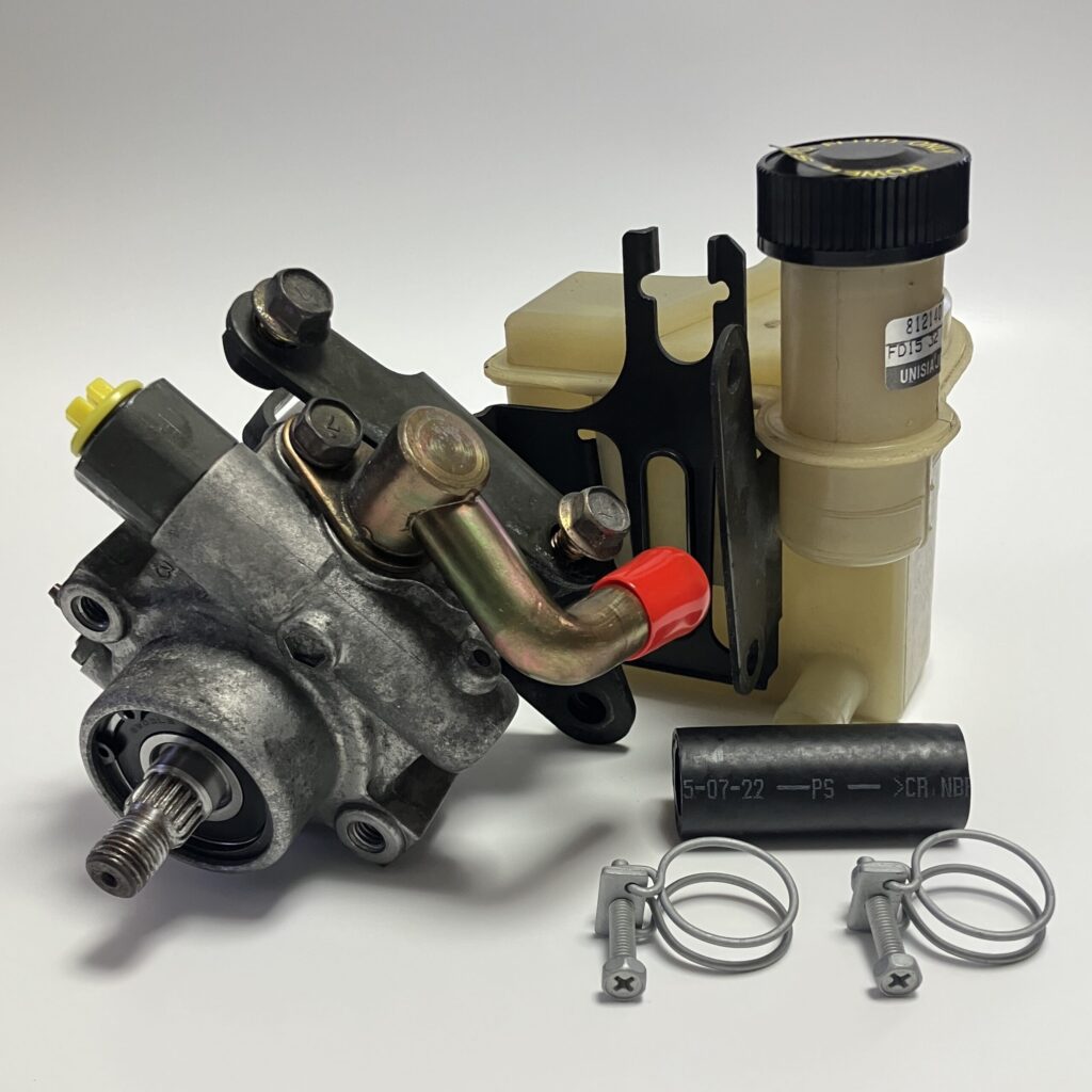 RX-7 FD3S Power Steering Pump: FD15-32-600A, FD15-32-600B