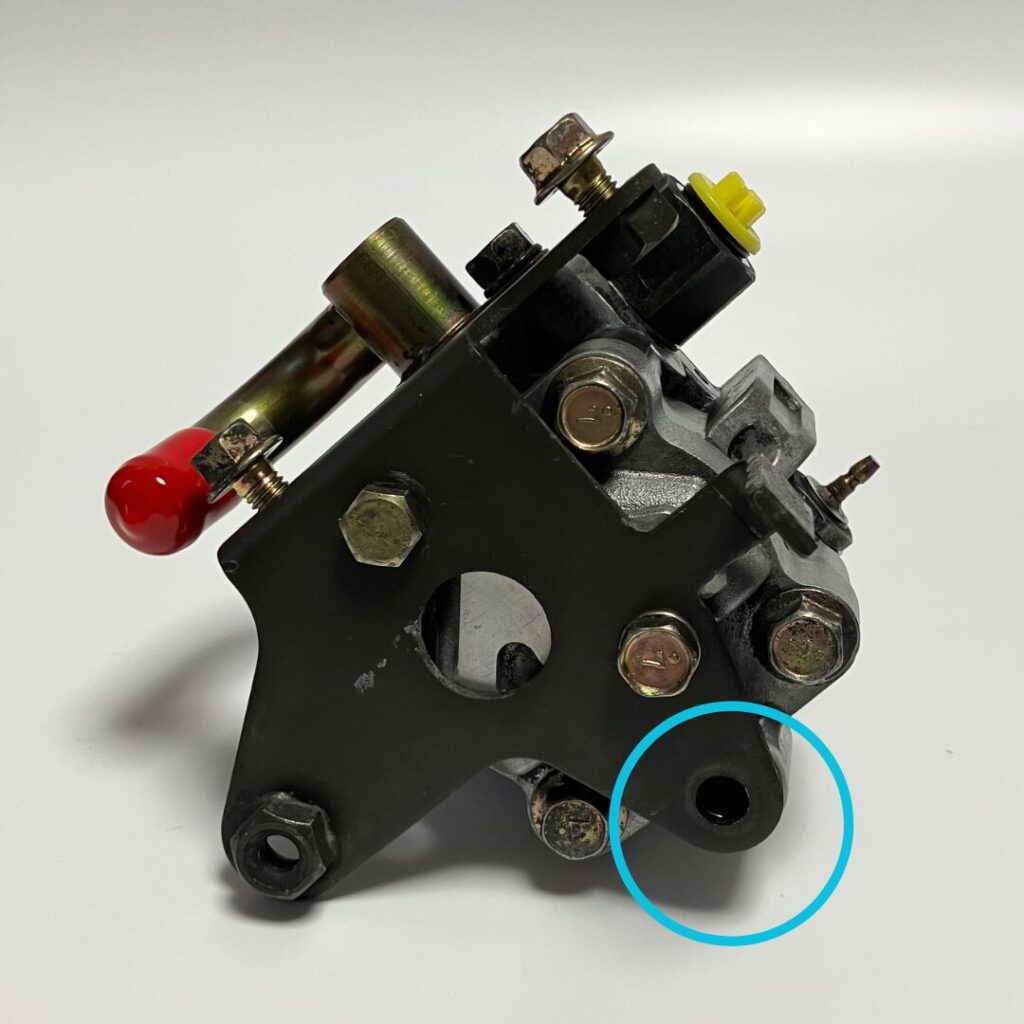 RX-7 FD3S Power Steering Pump: FD15-32-600A, FD15-32-600B