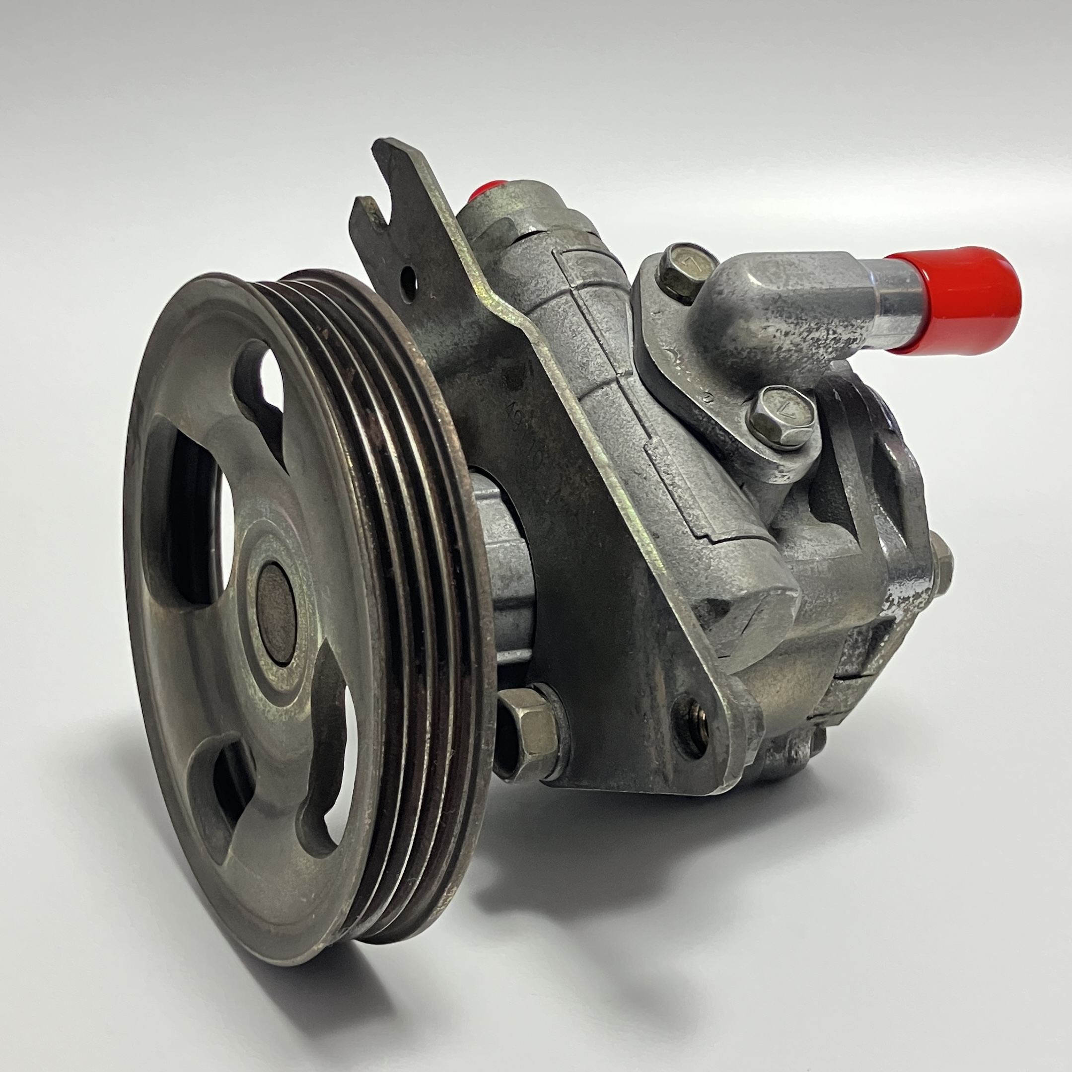 Nissan Skyline R34 Power Steering Pump 49110-AA000