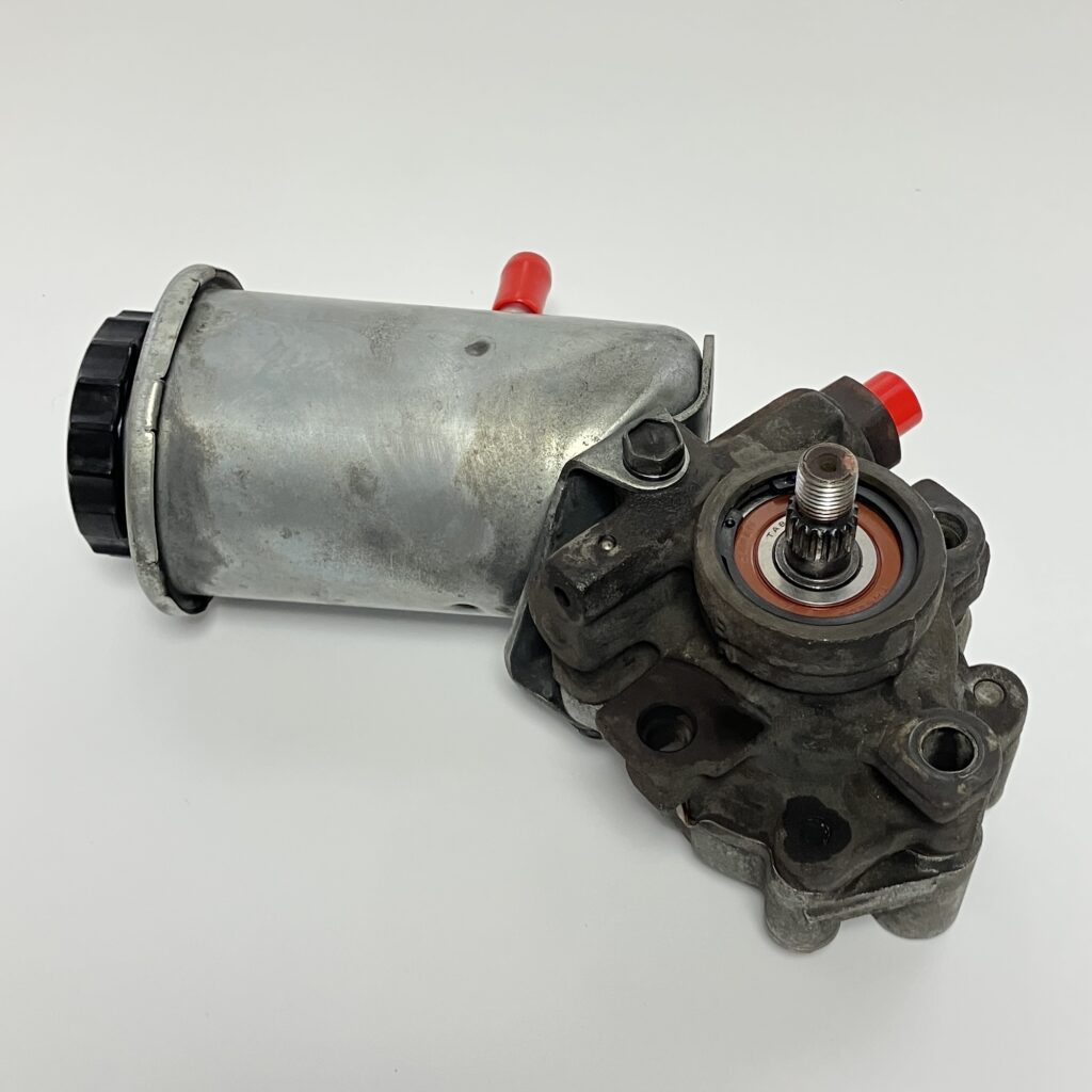 Toyota JZX100 1JZ-GE Power Steering Pump 44320-22530